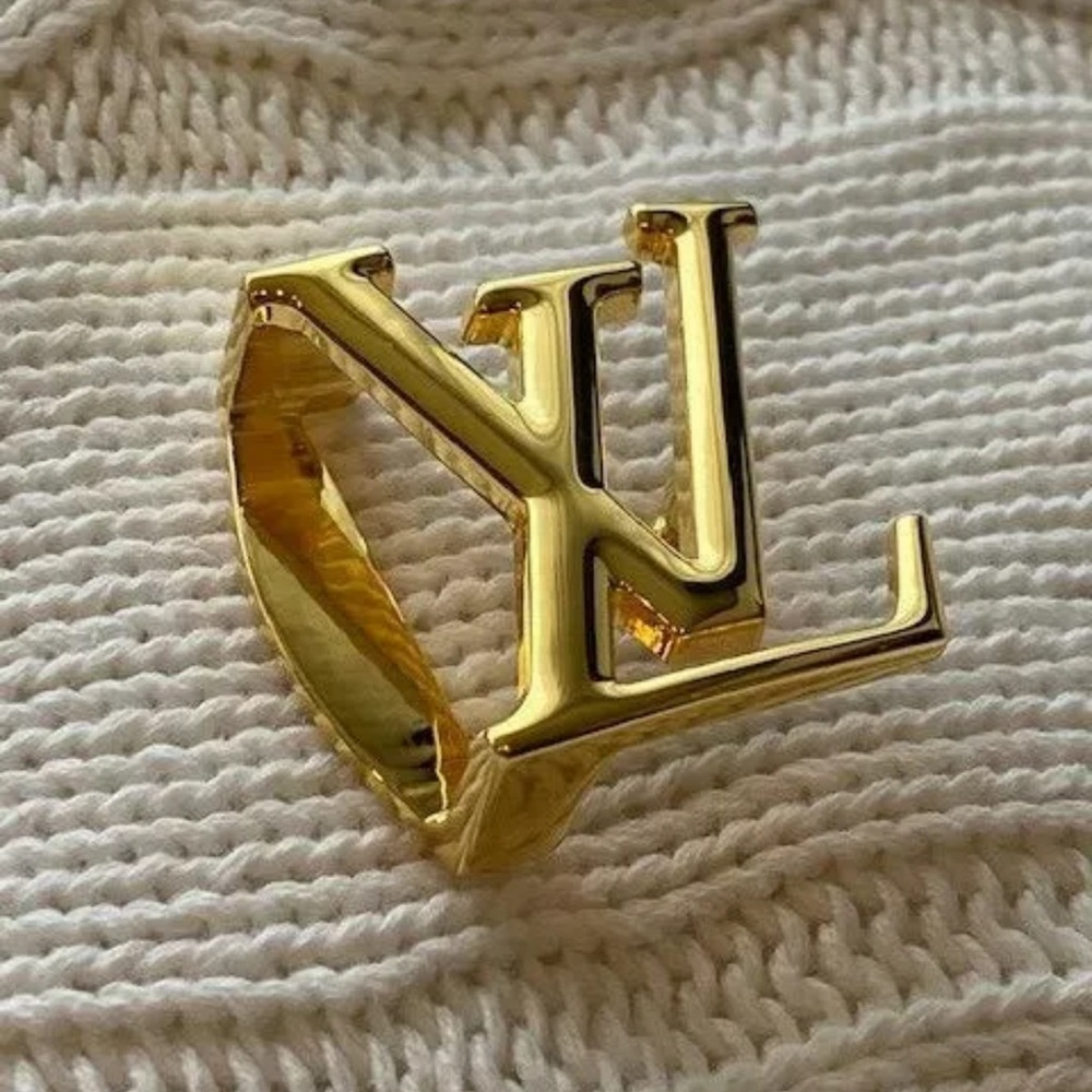 %100 AUTHENTIC LOUIS VUITTON BUCKLE ONLY